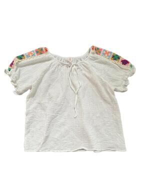 Like Love NWOT Embroidered Shoulder Blouse - 1X